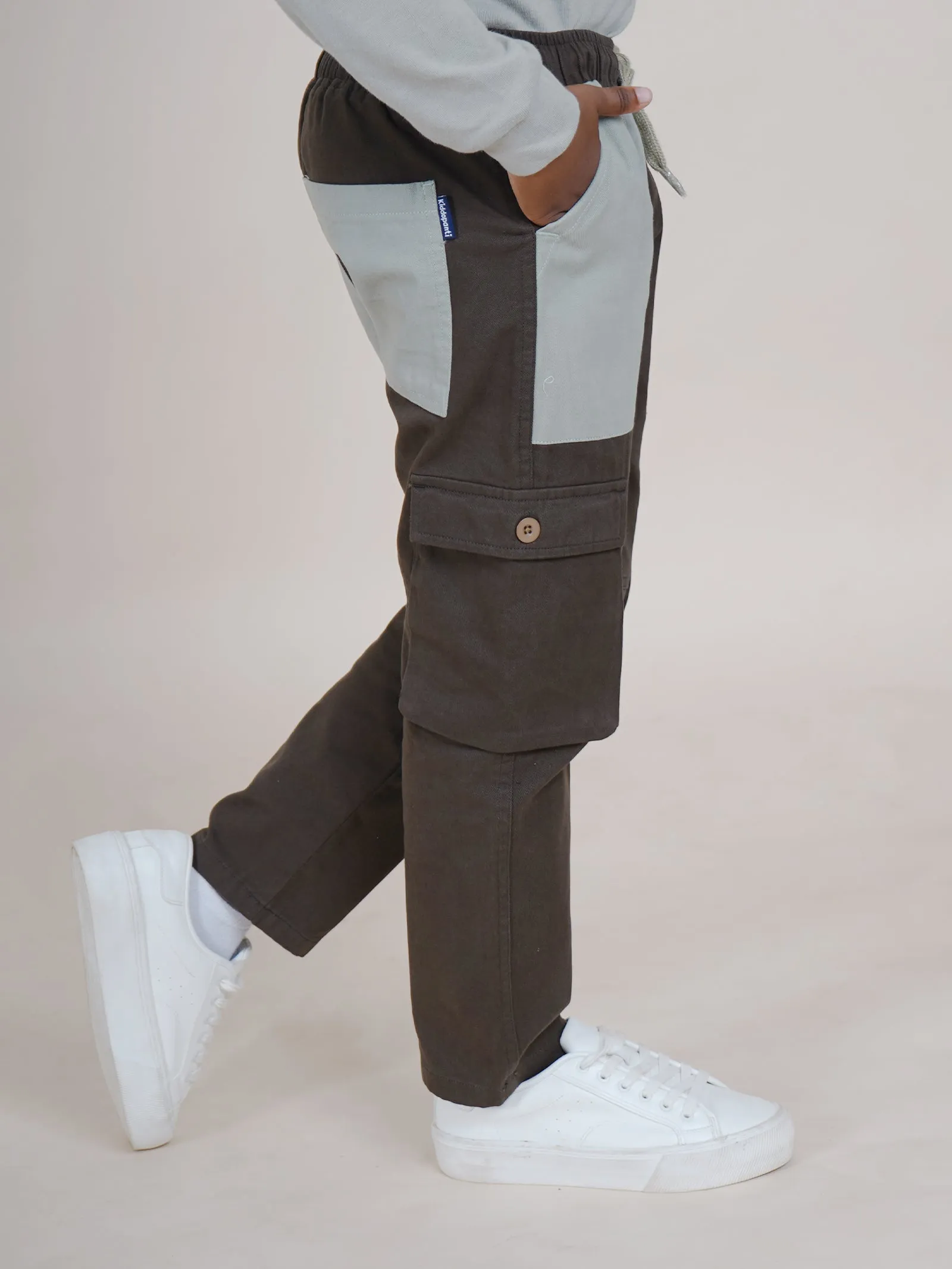 Boys Cotton Full Length Contrast Patch Pocket Cargo Pant With Elasticated Drawstring