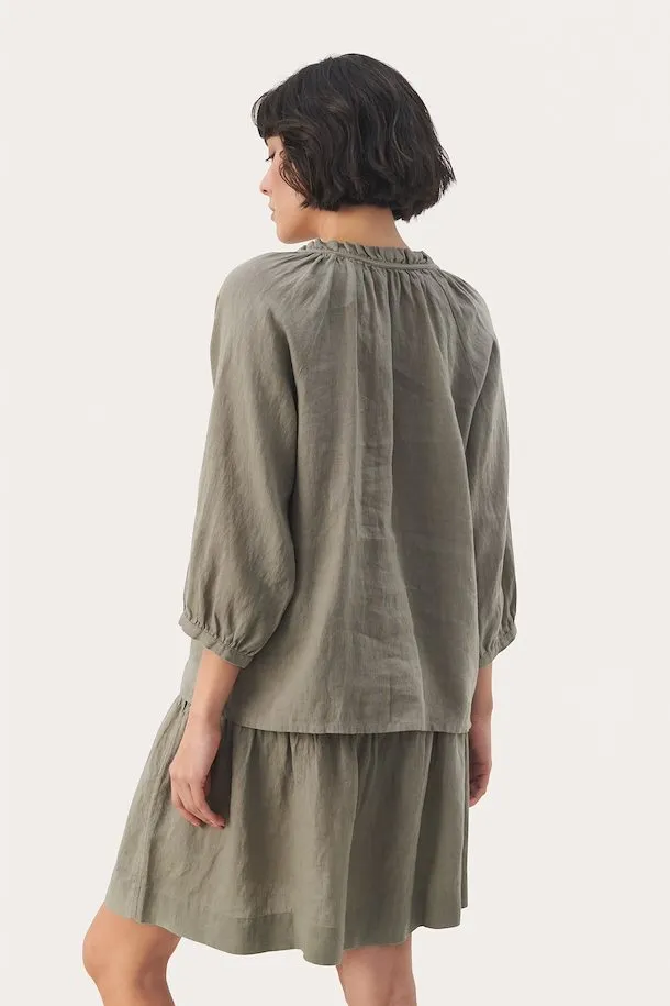 Elody 100% Linen Blouse in Vetiver