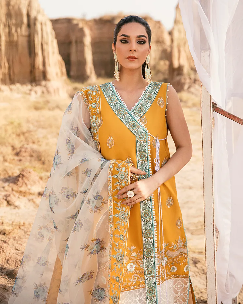 Maria Osama Khan Qamar-09 Pariwash Premium Lawn Collection 2022