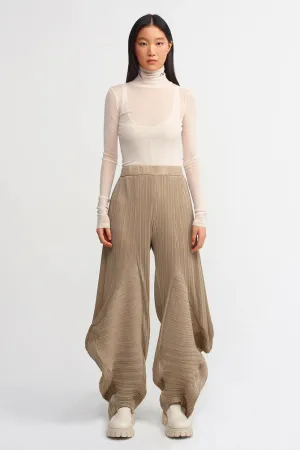 Nu Electric Pleated Loose Fit Pants Bronze