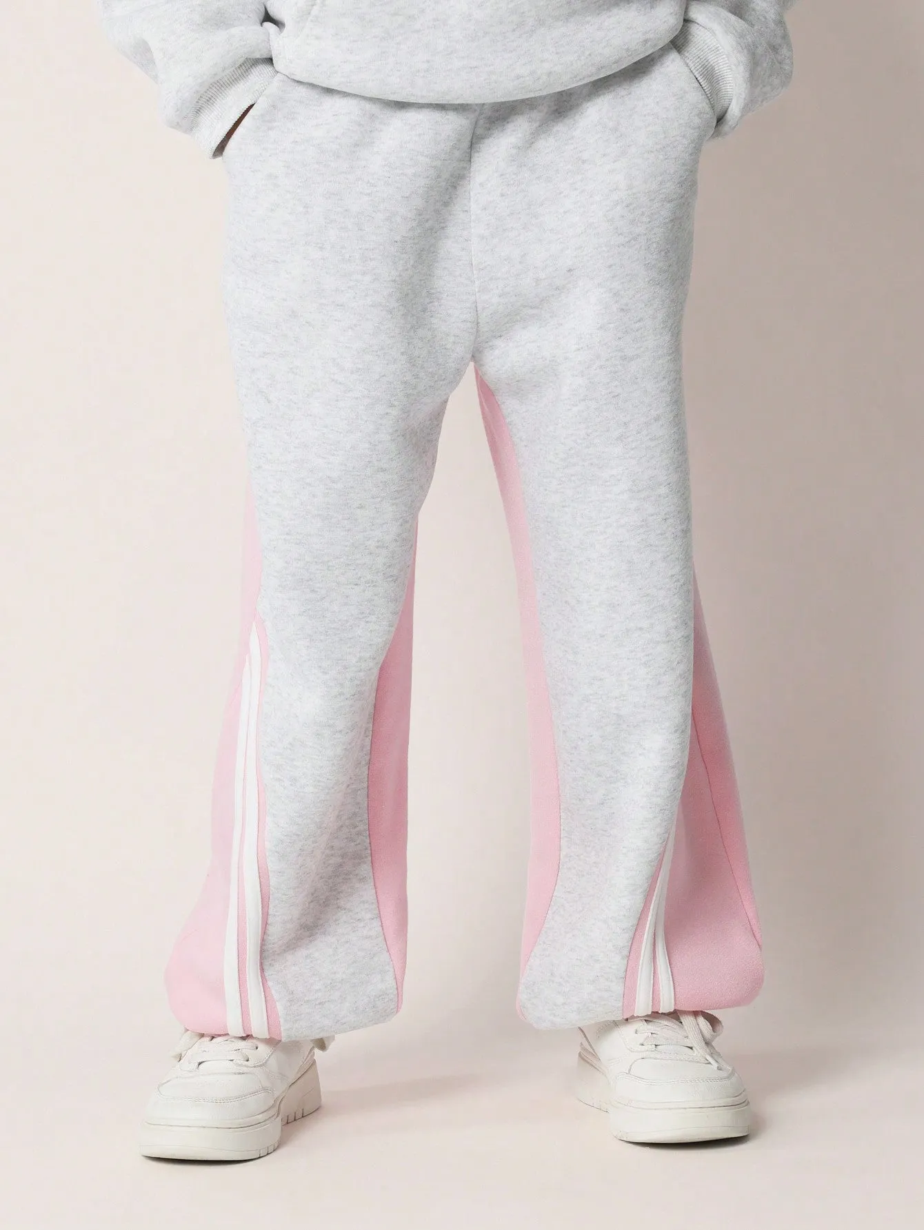 Tween Girls Relaxed Paneled Grey & Pink 90'S Joggers