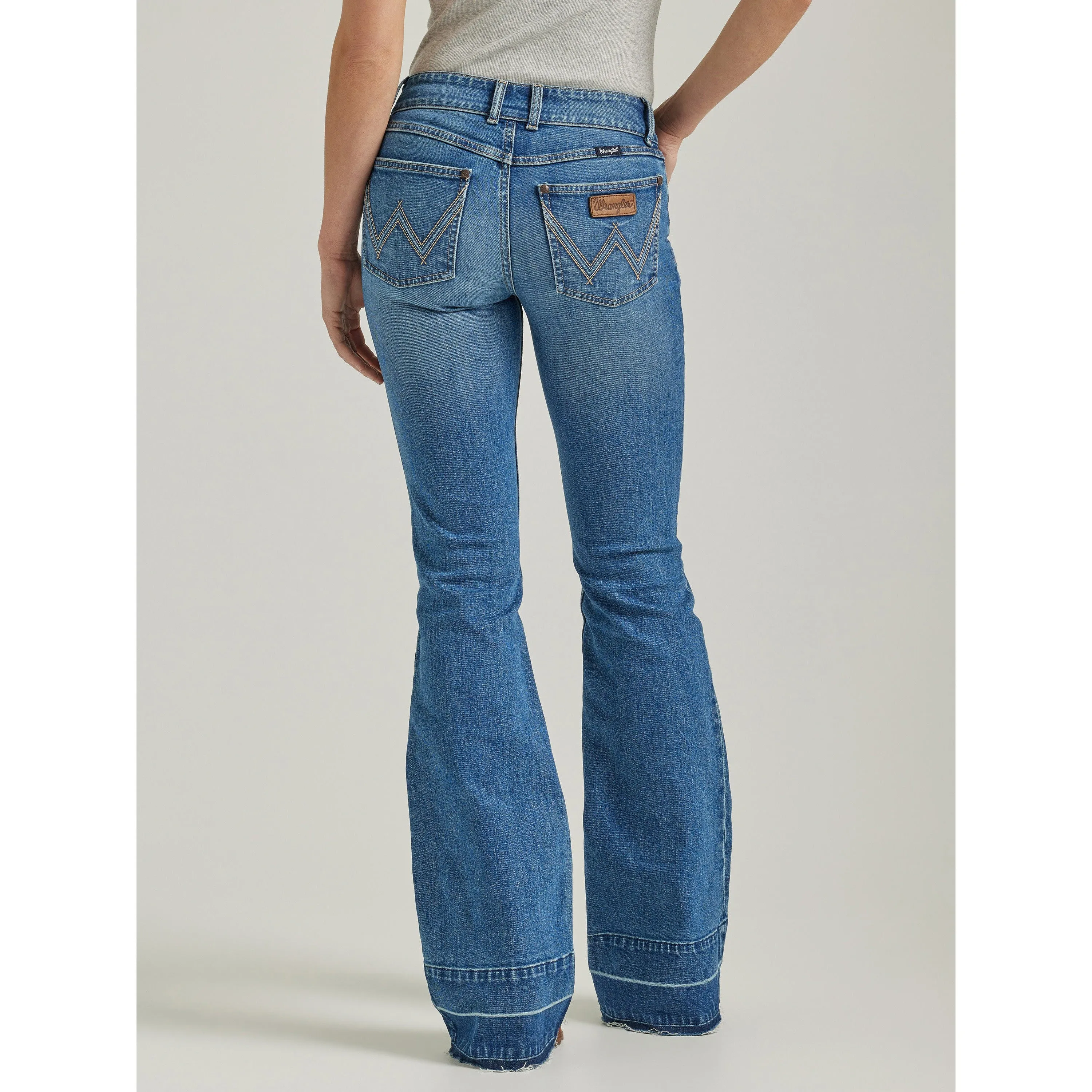 Wrangler Women's Retro Mae Released Hem Brianna Trouser Jean